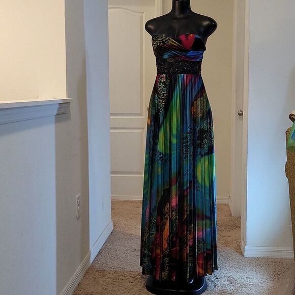 SPEECHLESS FORMAL MULTI-COLOR FLOOR LENGTH DRESS - Picture 12 of 15